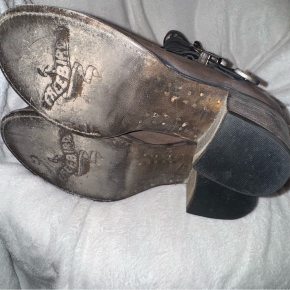 EUC size 11 black Notorious - Picture 5 of 7